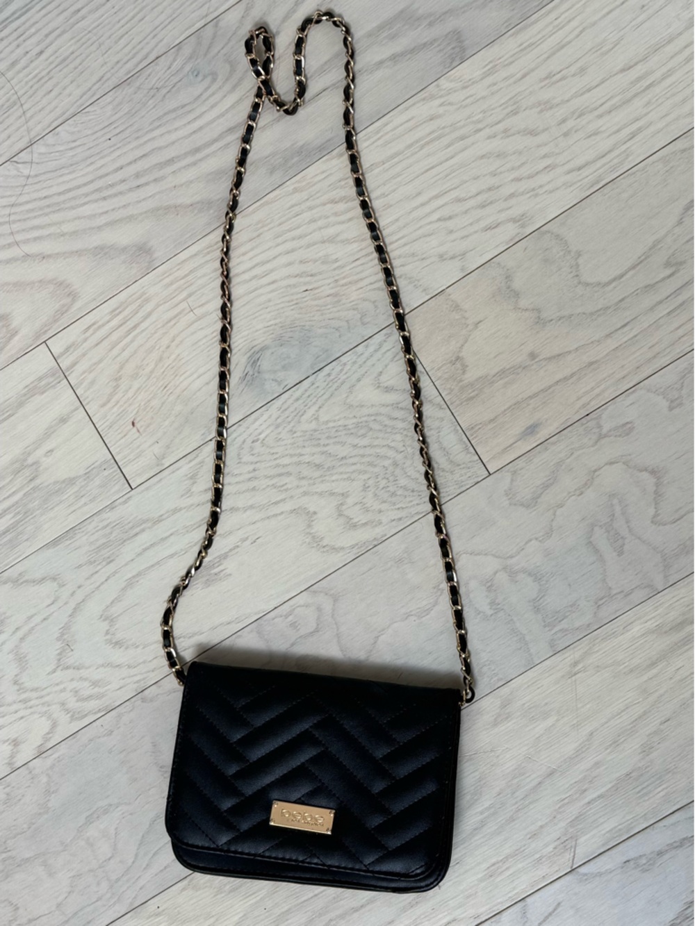 Bebe Black Quilted Crossbody Bag with Chain Strap - New without tags